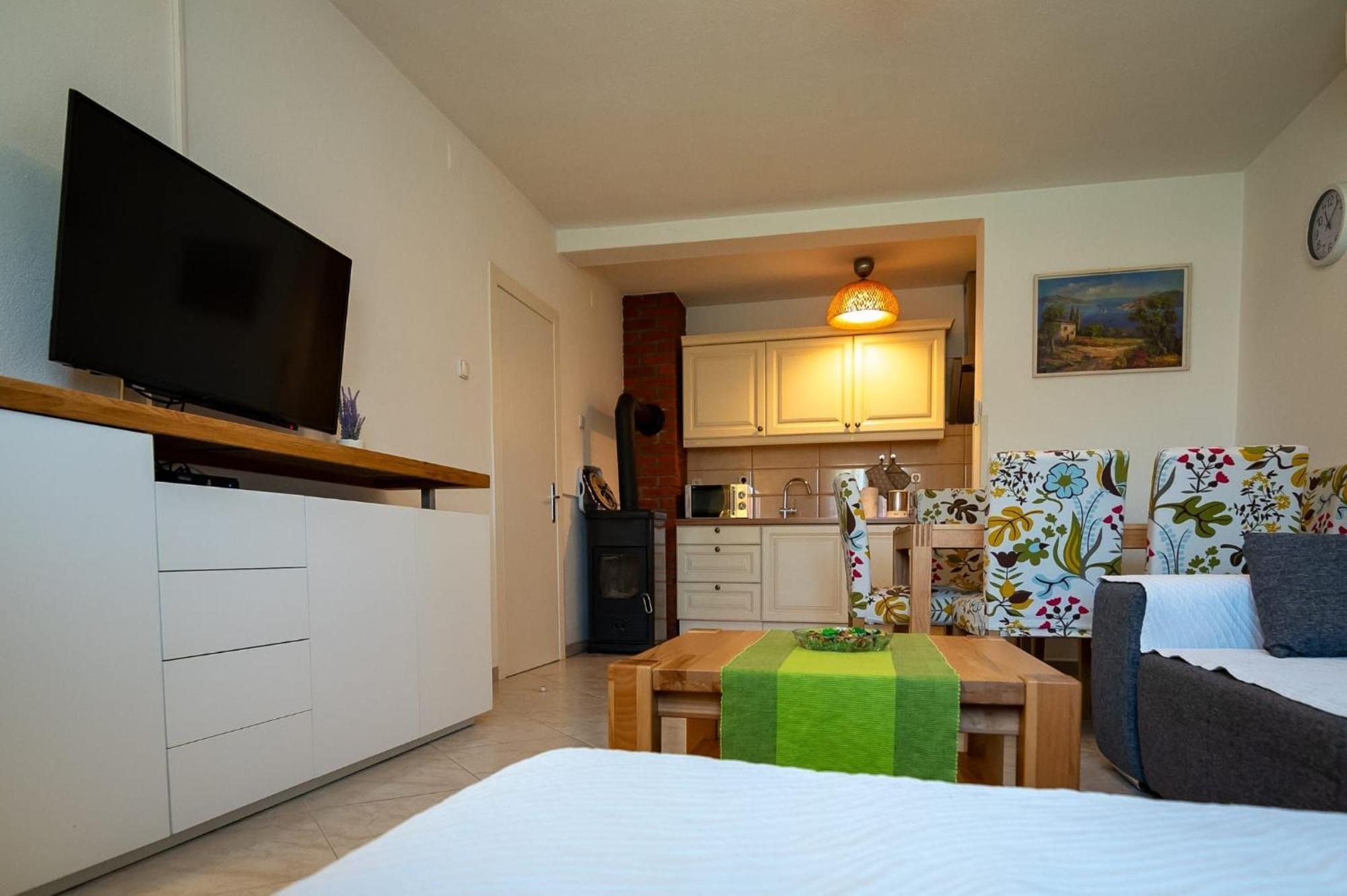 Apartments Kaja Постира Экстерьер фото